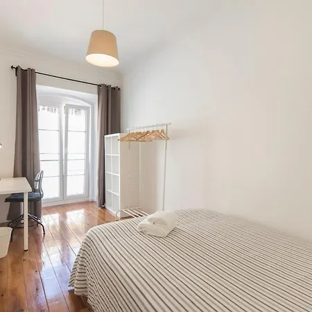 Apartment Family-friends 6br -