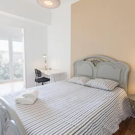 Apartment Family-friends 6br -